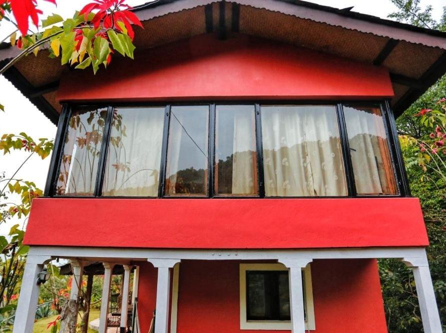 Castle Hotel Pokhara Buitenkant foto